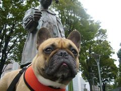 駅前公園のワン太郎