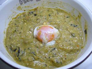 半熟たまご入りワン太郎ご飯